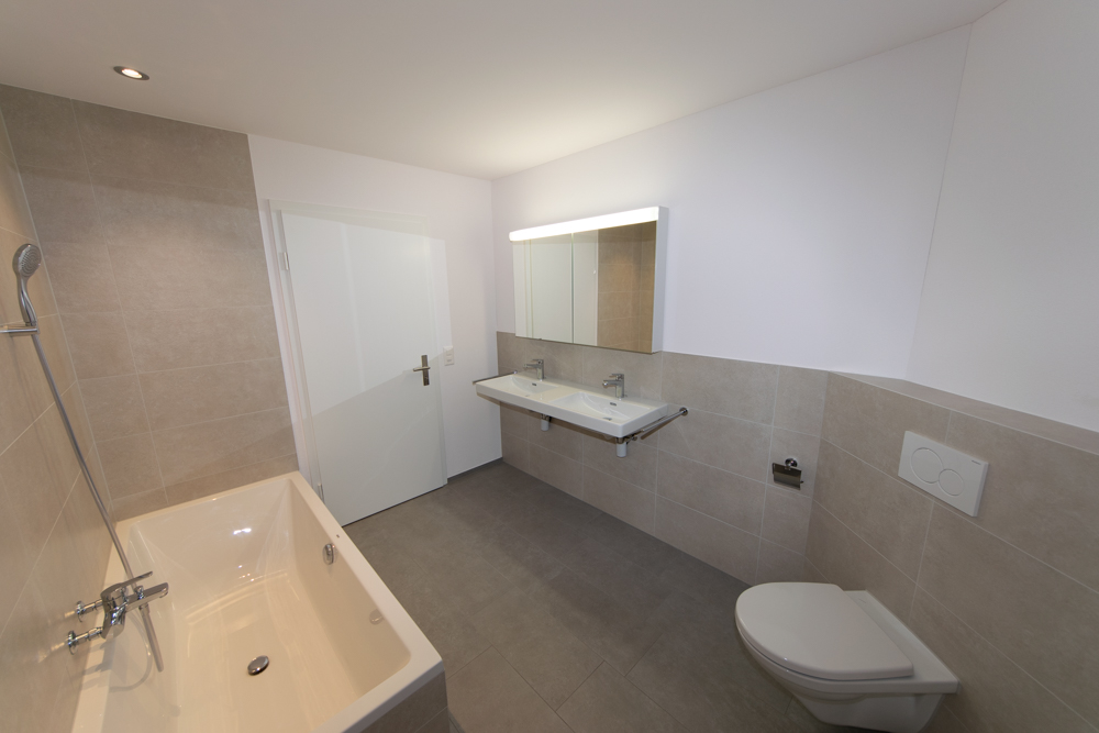 Badezimmer im Weitwinkel
